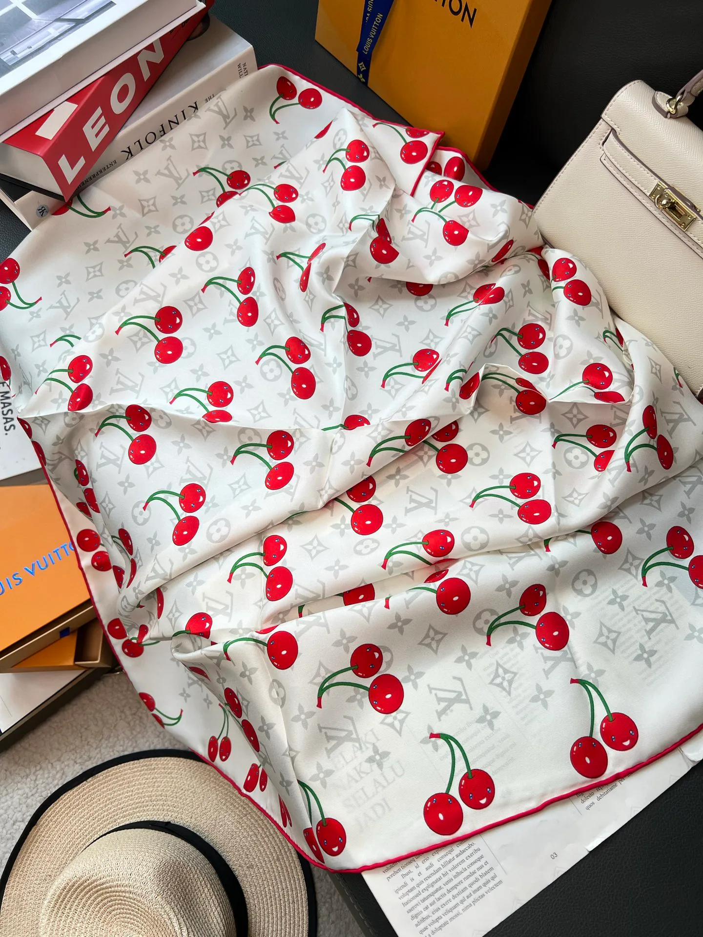 Платки Louis Vuitton 11910586