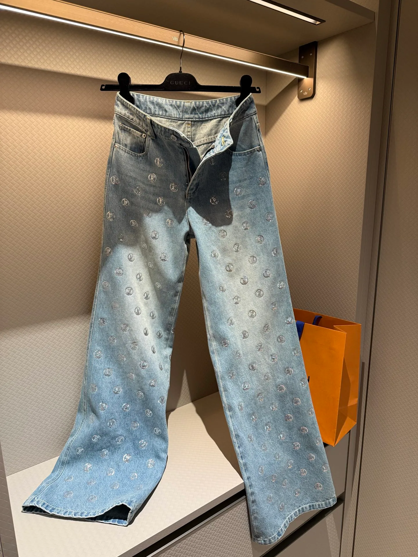 Джинсы Женские Louis Vuitton 1044830