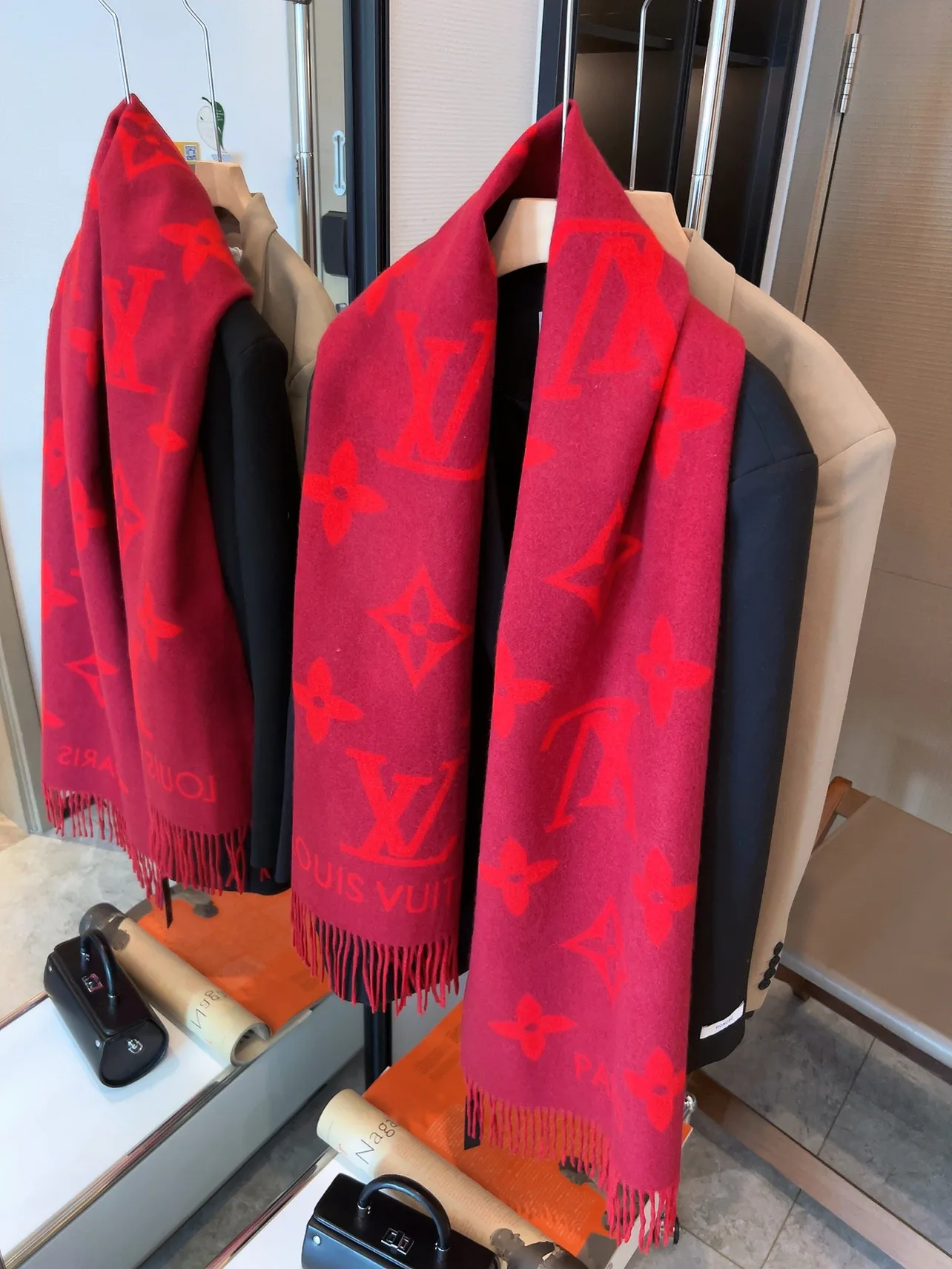 Шарфы Louis Vuitton 4486
