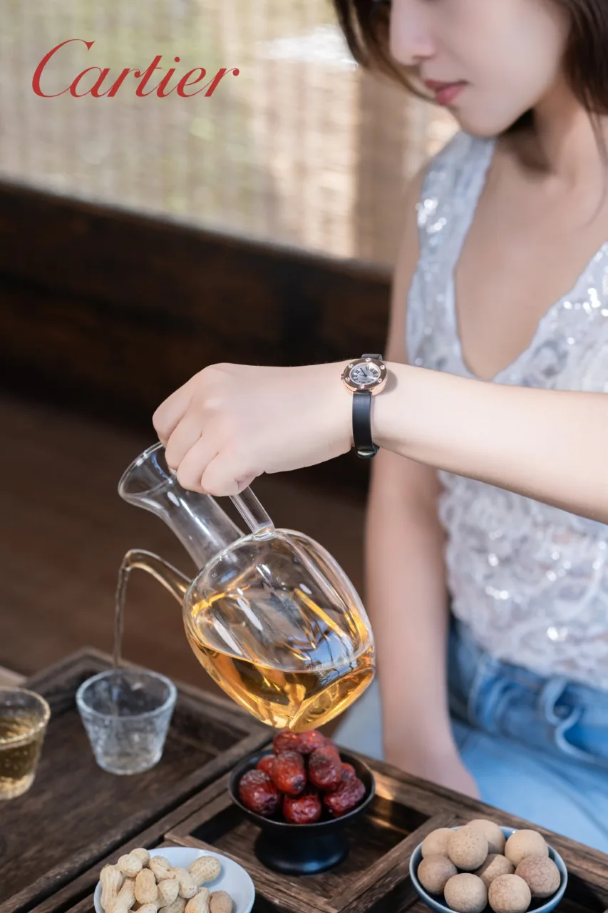 Часы Женские Cartier 11215510