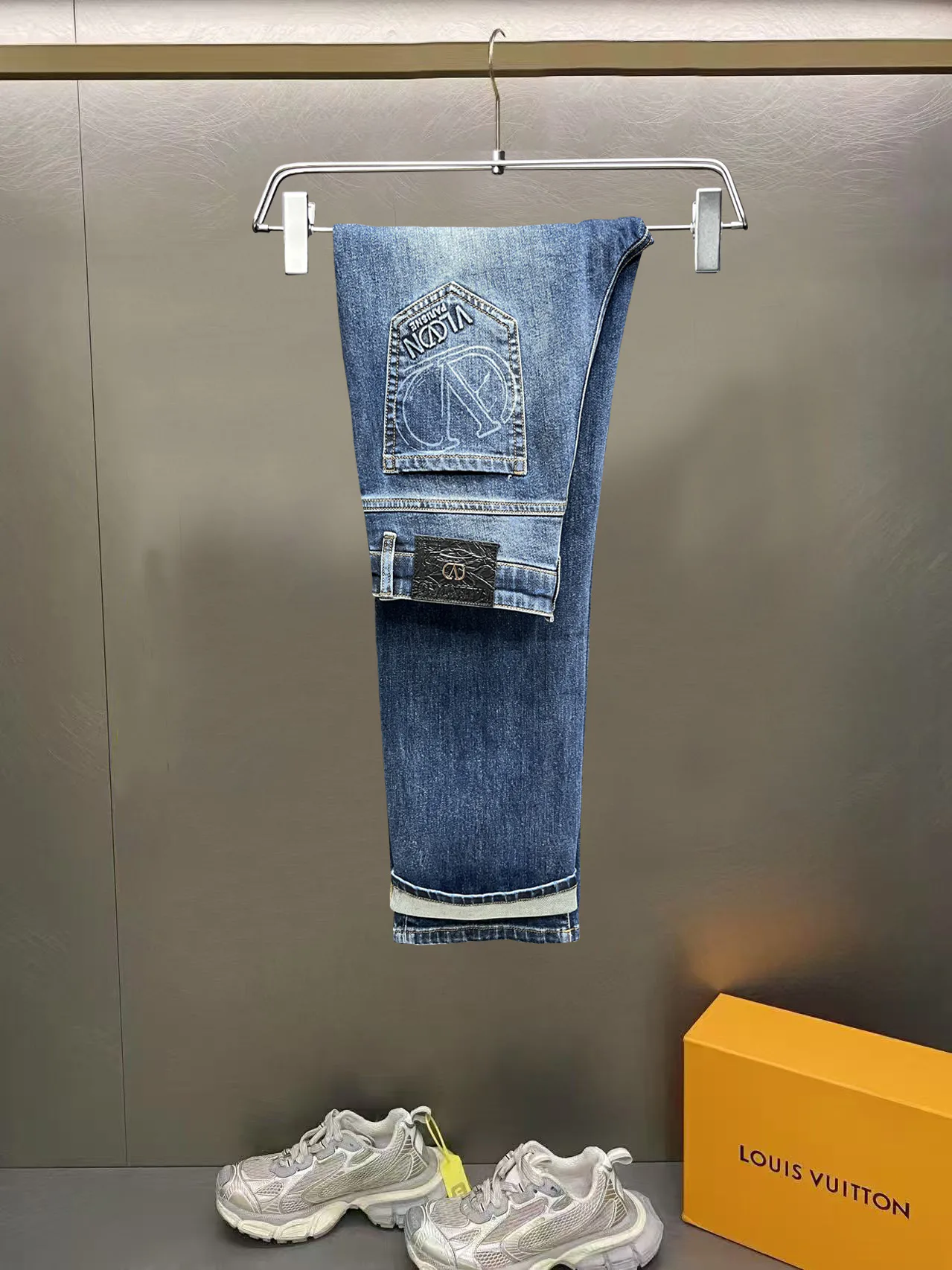 Джинсы Мужские Valentino 9175042