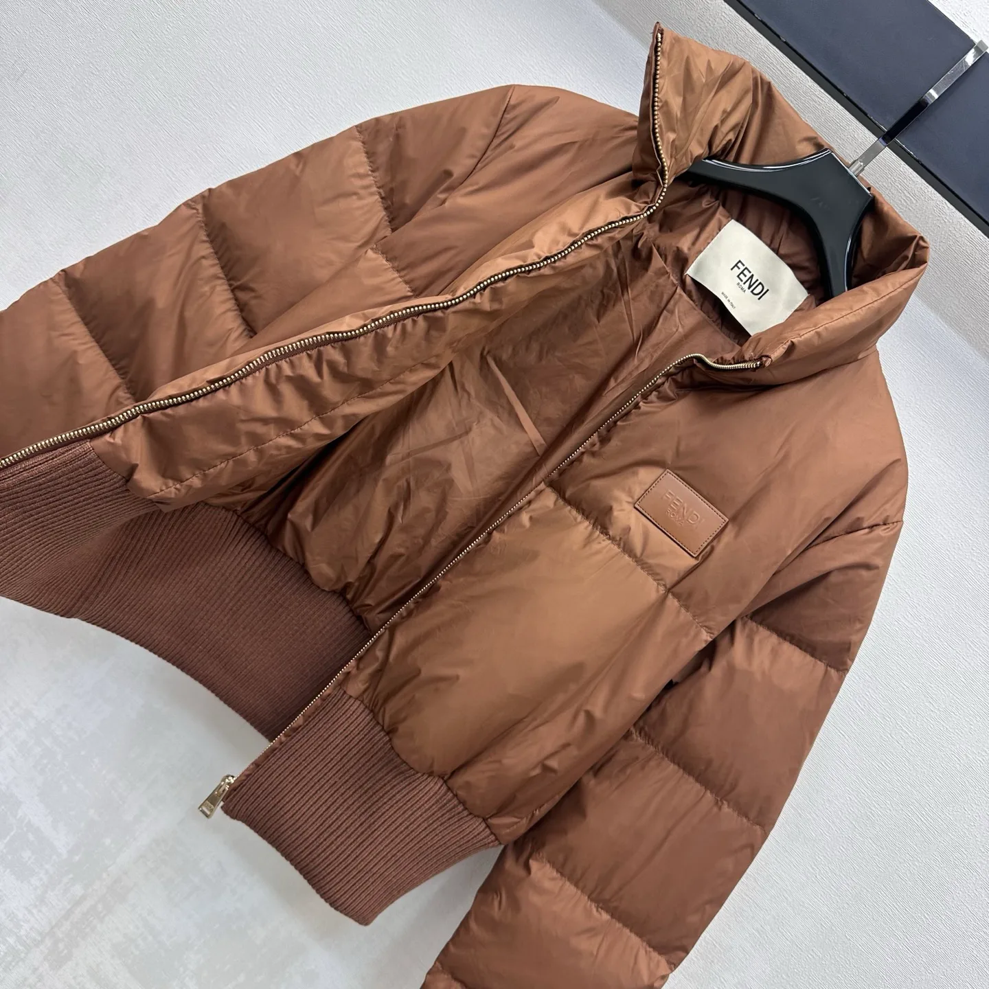 Куртки И Пуховики Женские Fendi 19832309