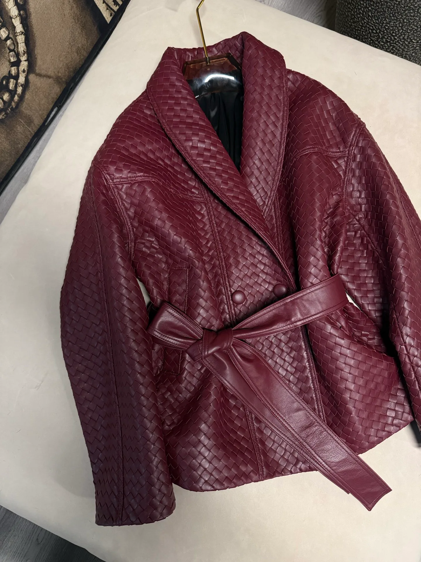 Кожаные Куртки И Дублёнки Женские Bottega Veneta 18208788