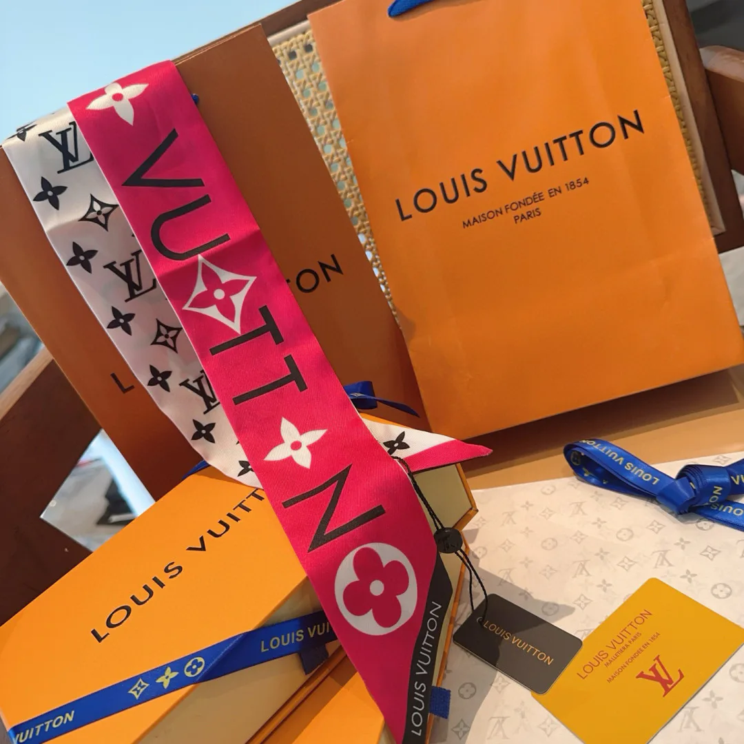 Платки Louis Vuitton 12918474