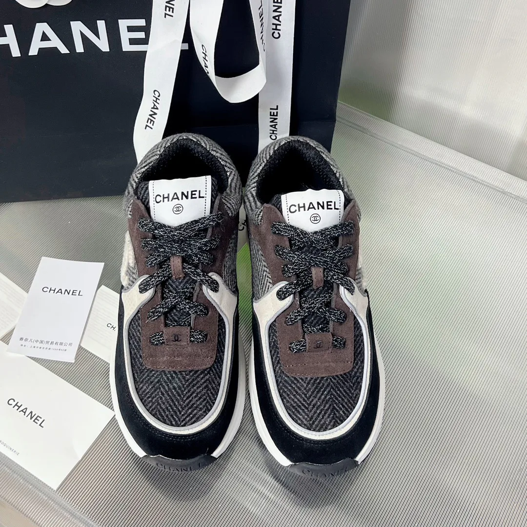 Кроссовки Женские Chanel 6131955