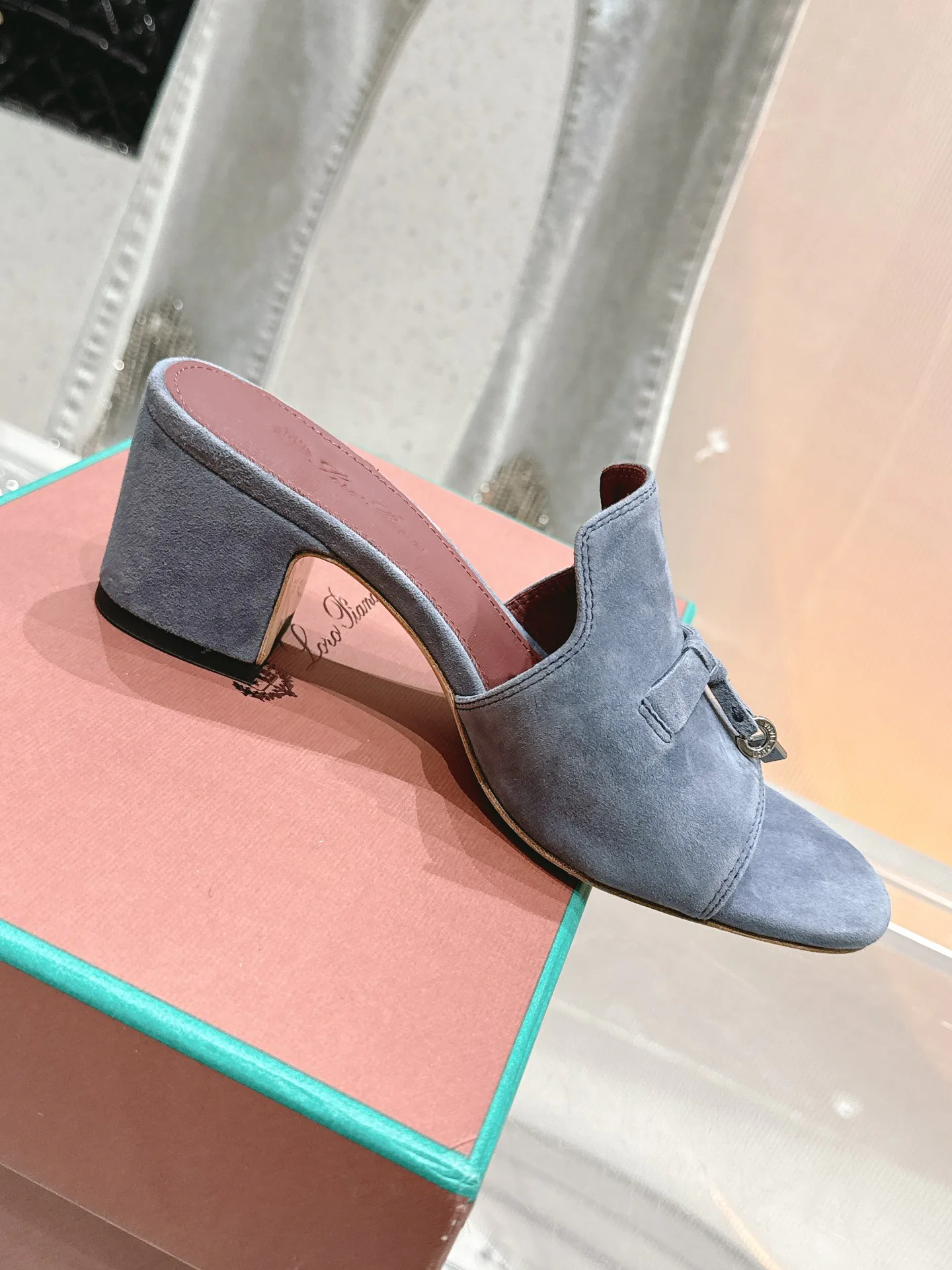 Босоножки Женские Loro Piana 9150632