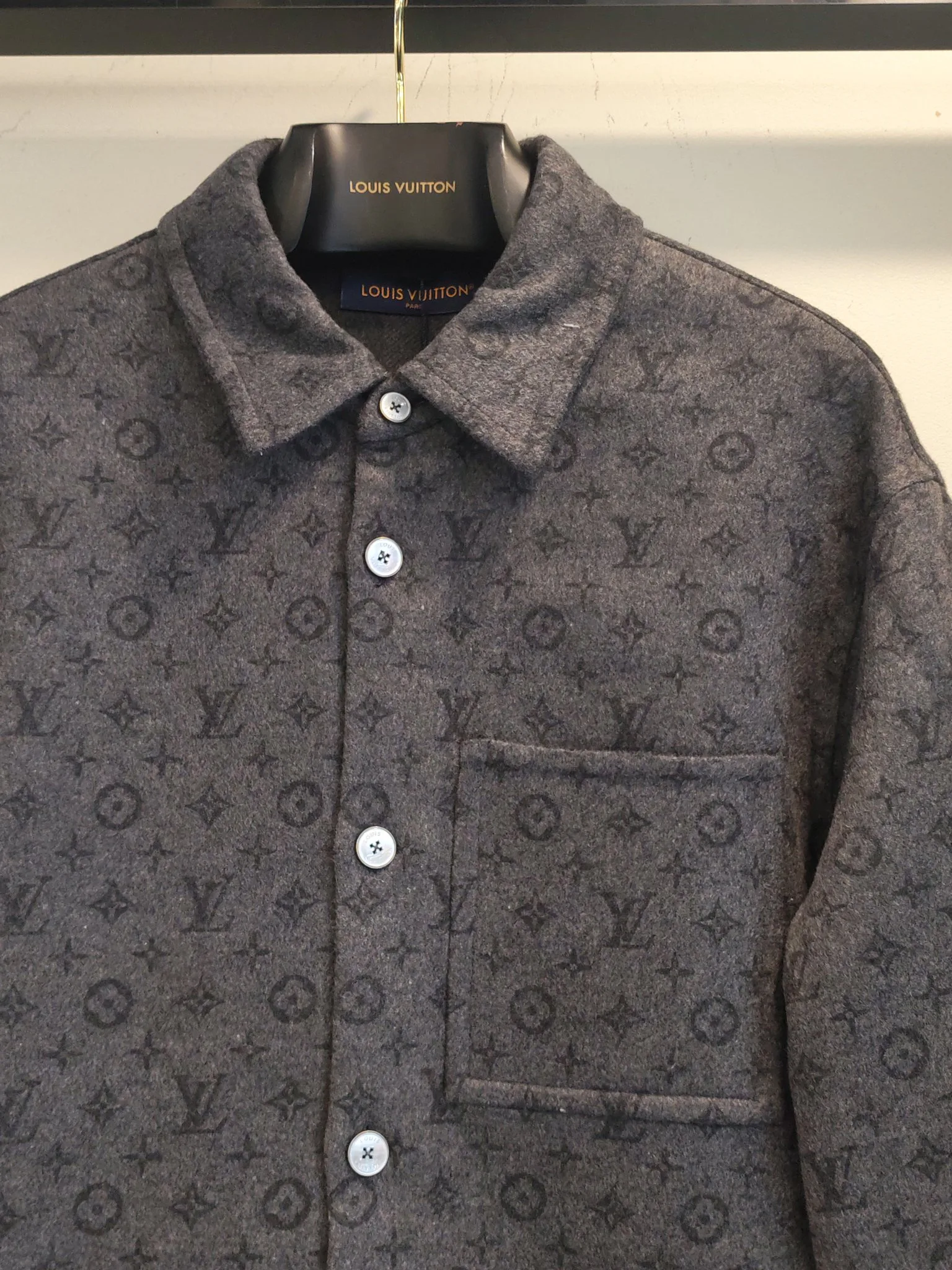 Куртки И Пуховики Мужские Louis Vuitton 1072441