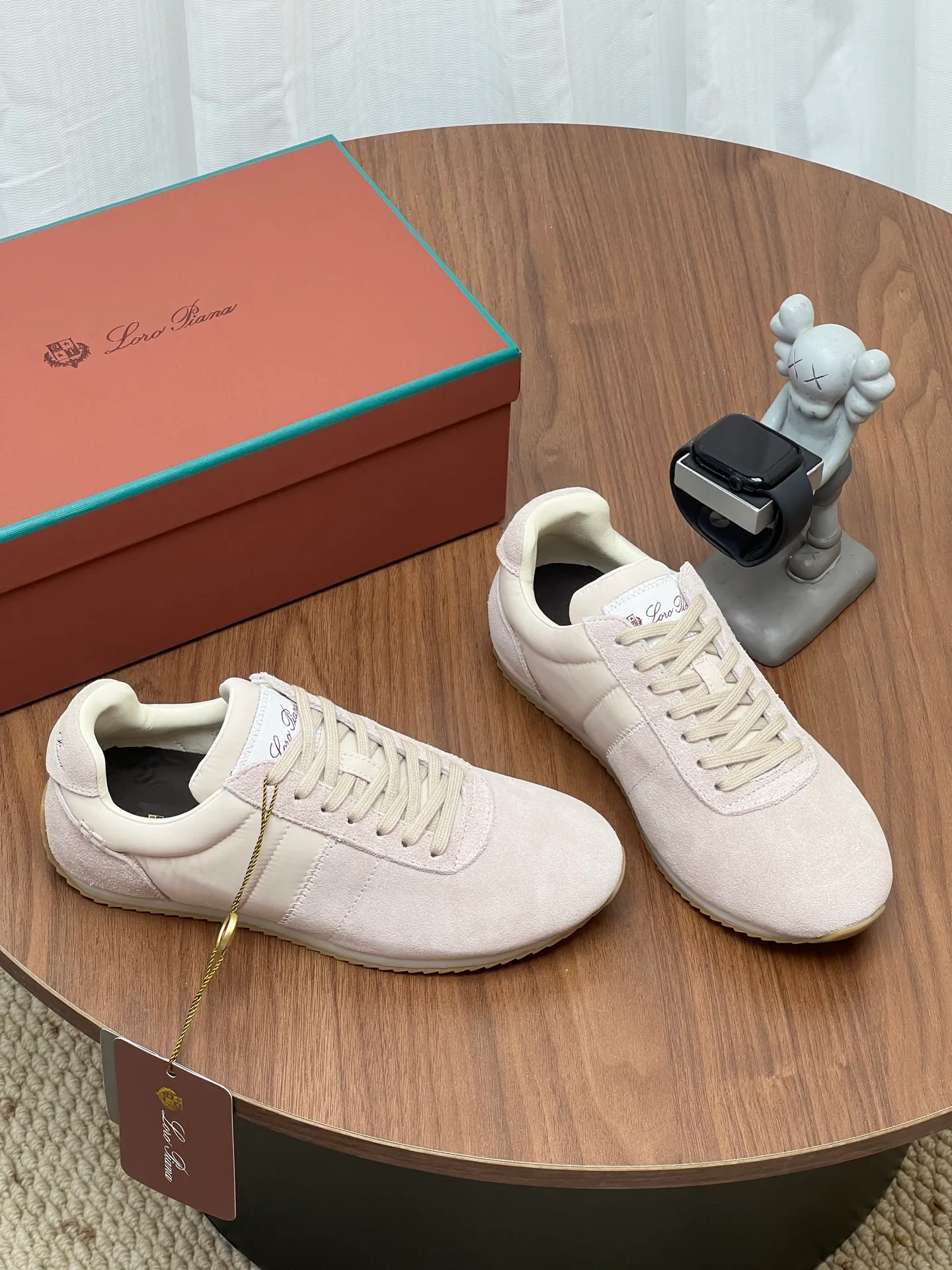 Кроссовки Женские Loro Piana 17787096