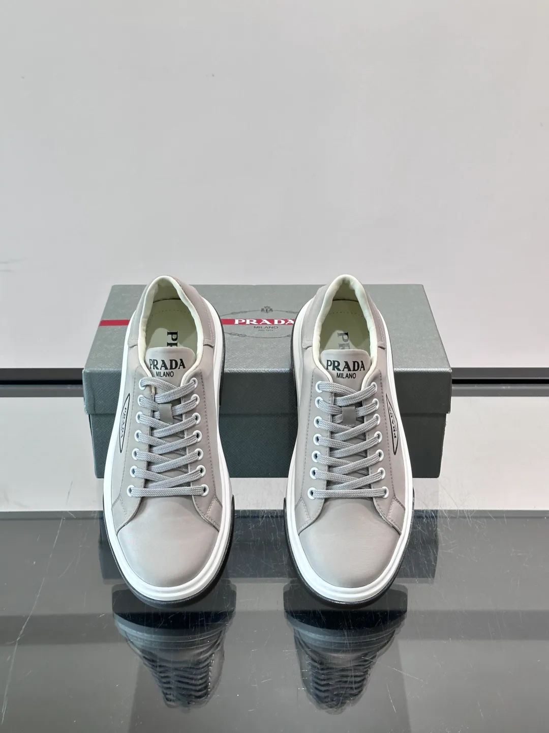 Кроссовки Мужские Prada 17913733