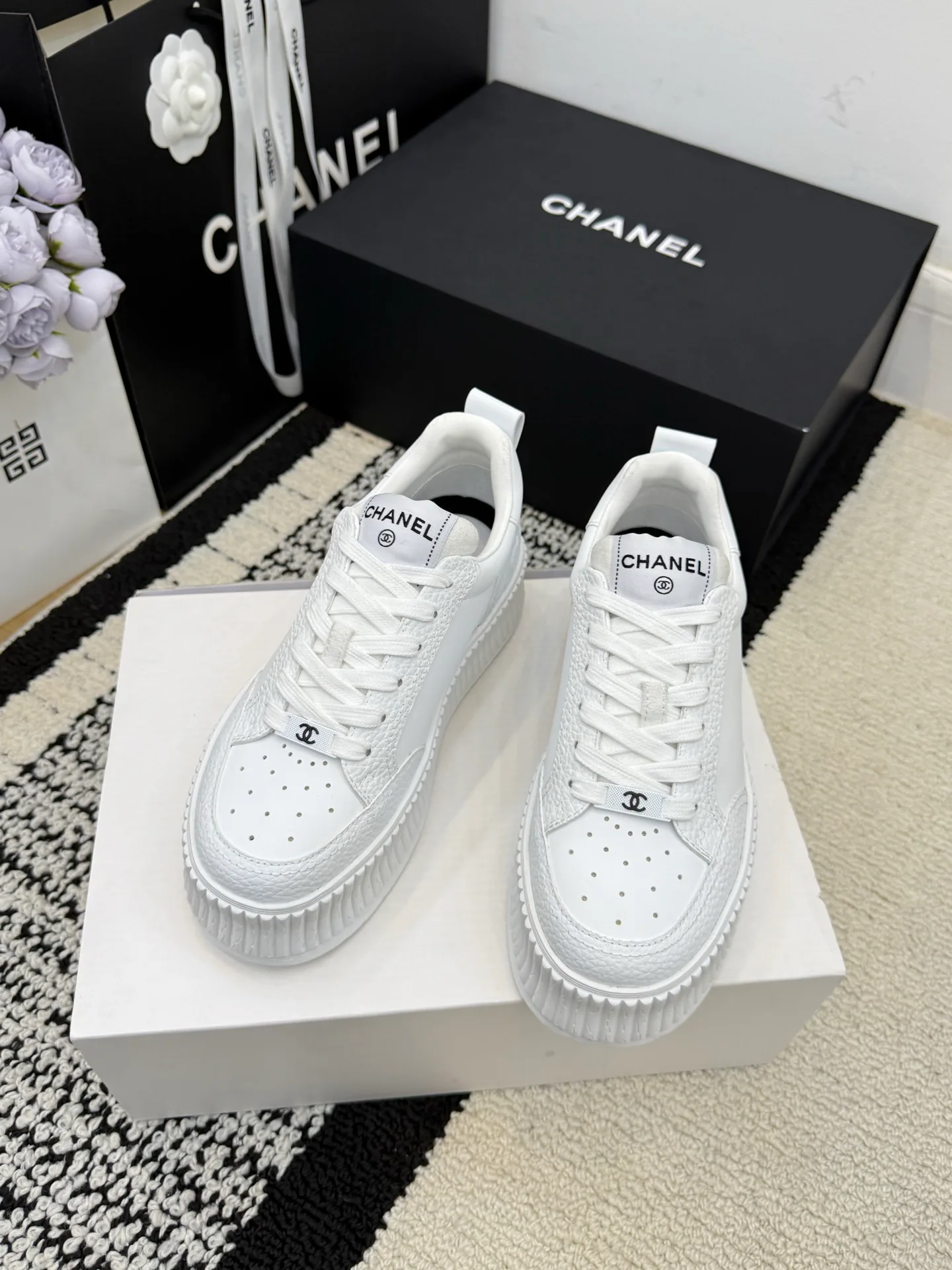 Кроссовки Женские Chanel 4745273