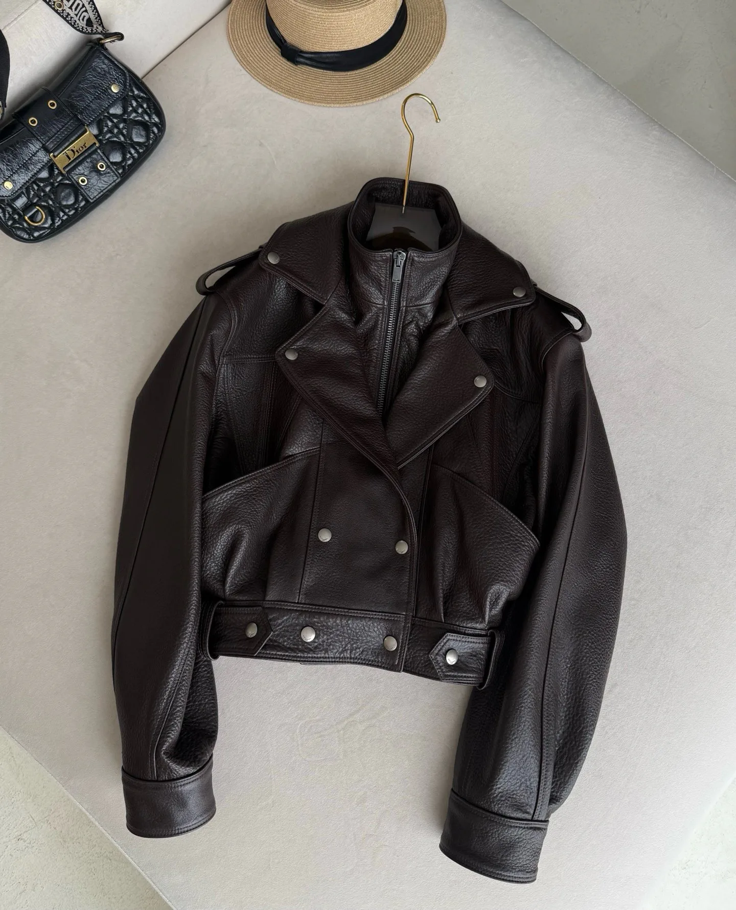 Кожаные Куртки И Дублёнки Женские Saint Laurent 18662228