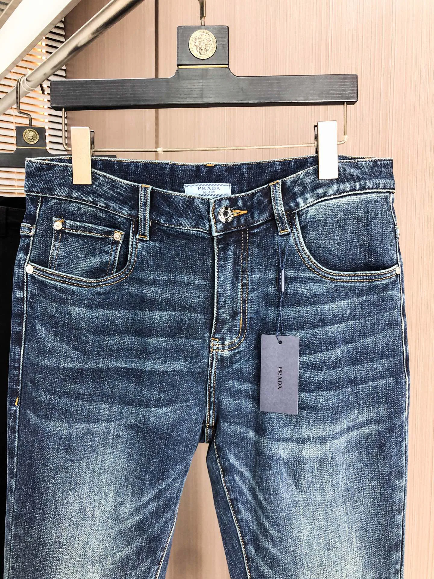 Джинсы Женские Prada 10186873