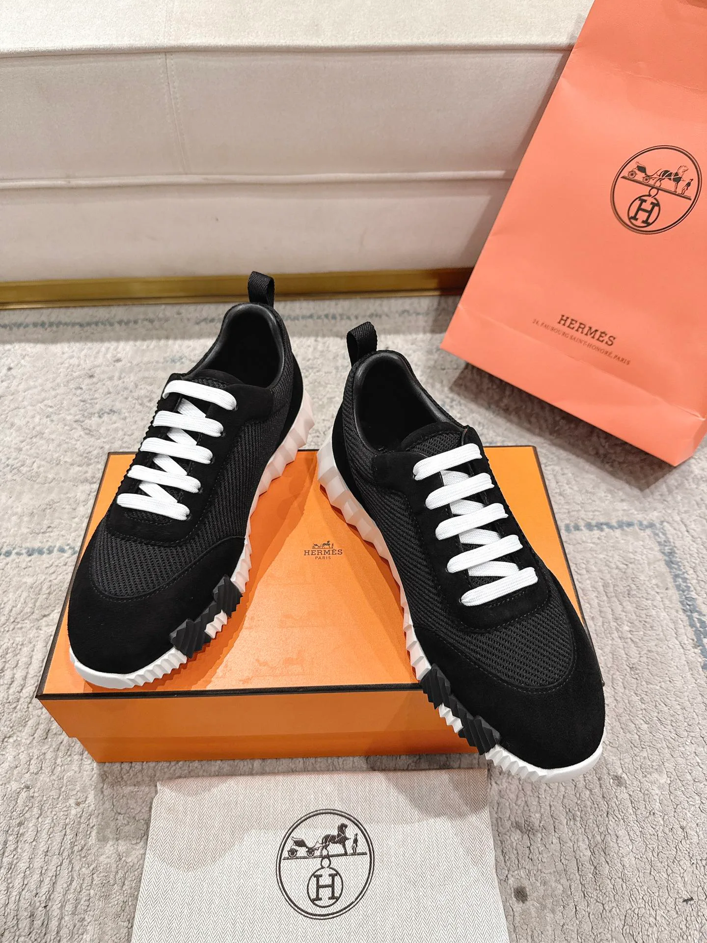 Кроссовки Женские Hermes 11738669