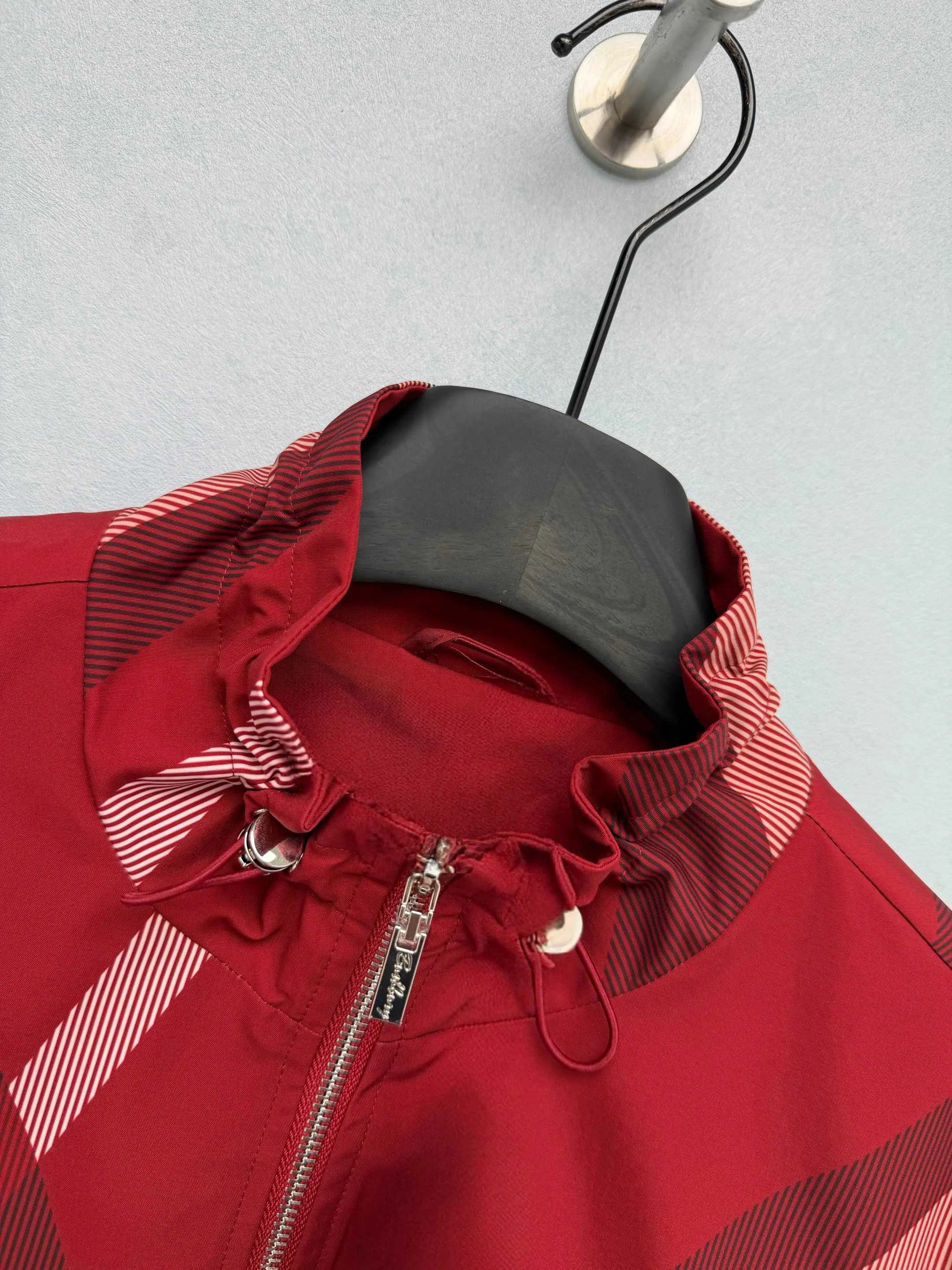 Куртки И Пуховики Женские Burberry 18512947