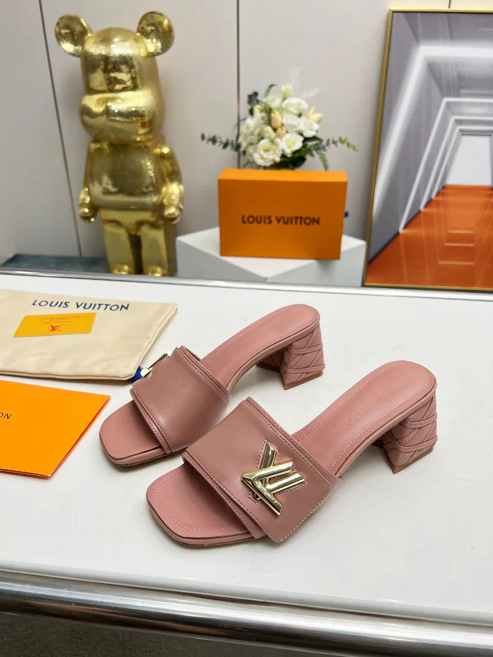 Сандалии Женские Louis Vuitton 9623619