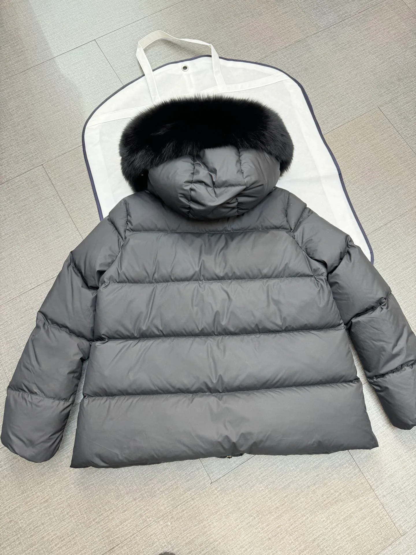 Куртки И Пуховики Женские Moncler 18130015