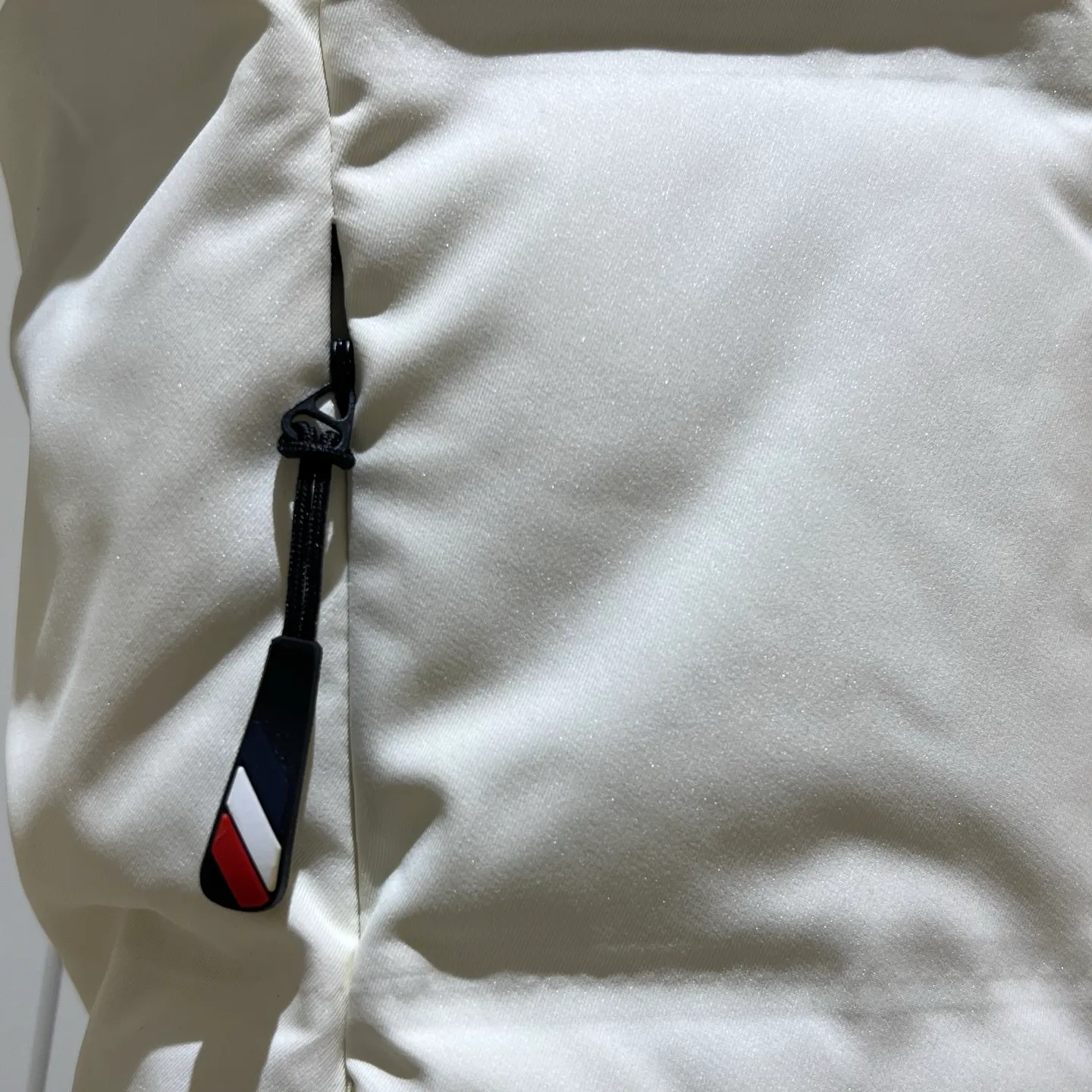 Куртки И Пуховики Женские Moncler 18180078