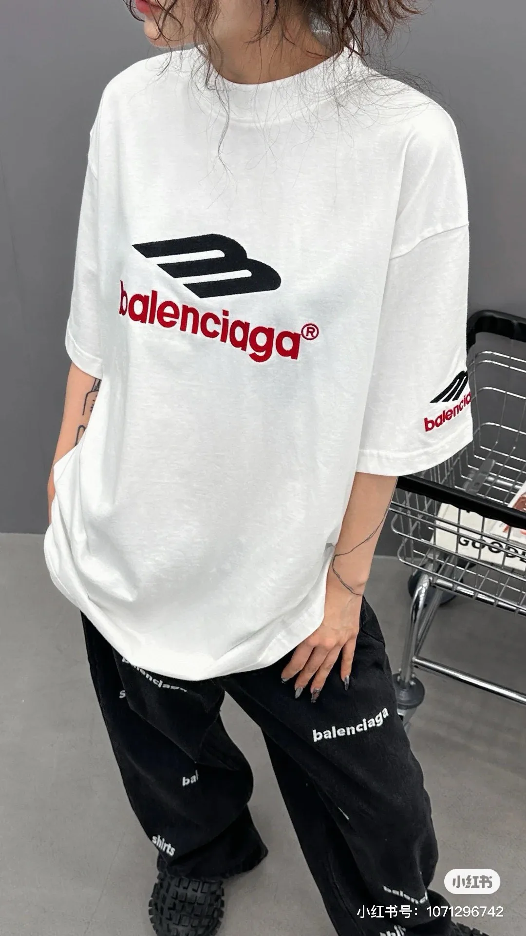 Футболки Женские Balenciaga 30067