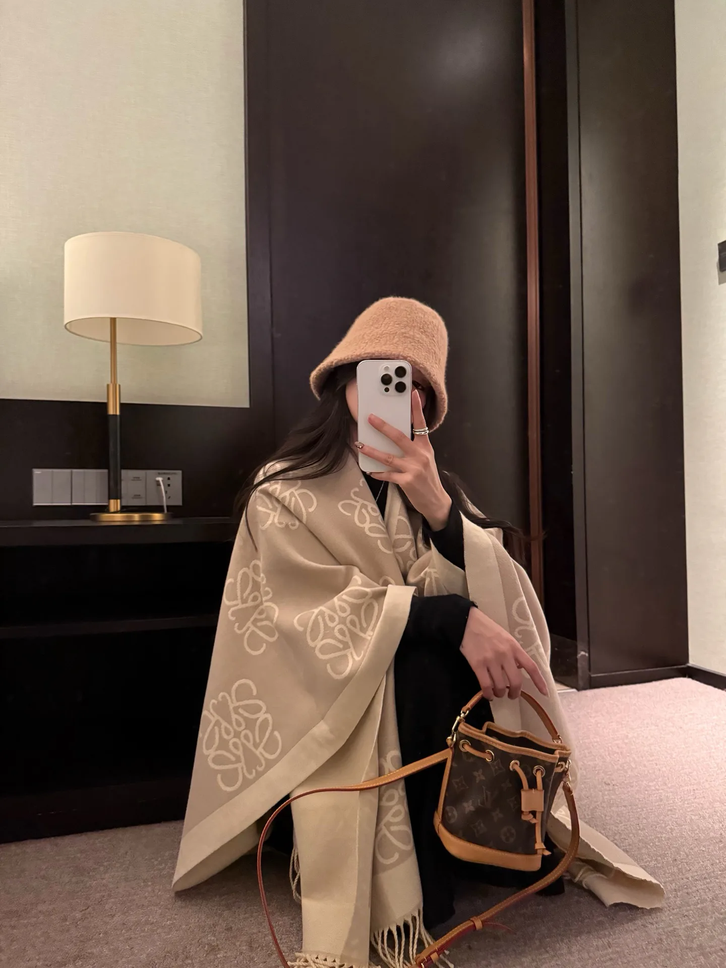 Шарфы Louis Vuitton 836033