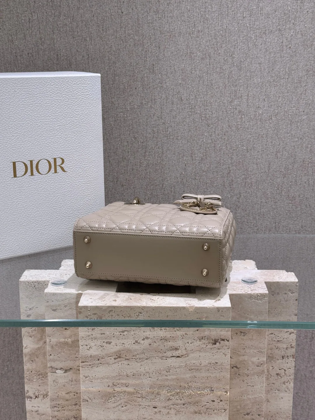 Классические Сумки Женские Christian Dior 17804209