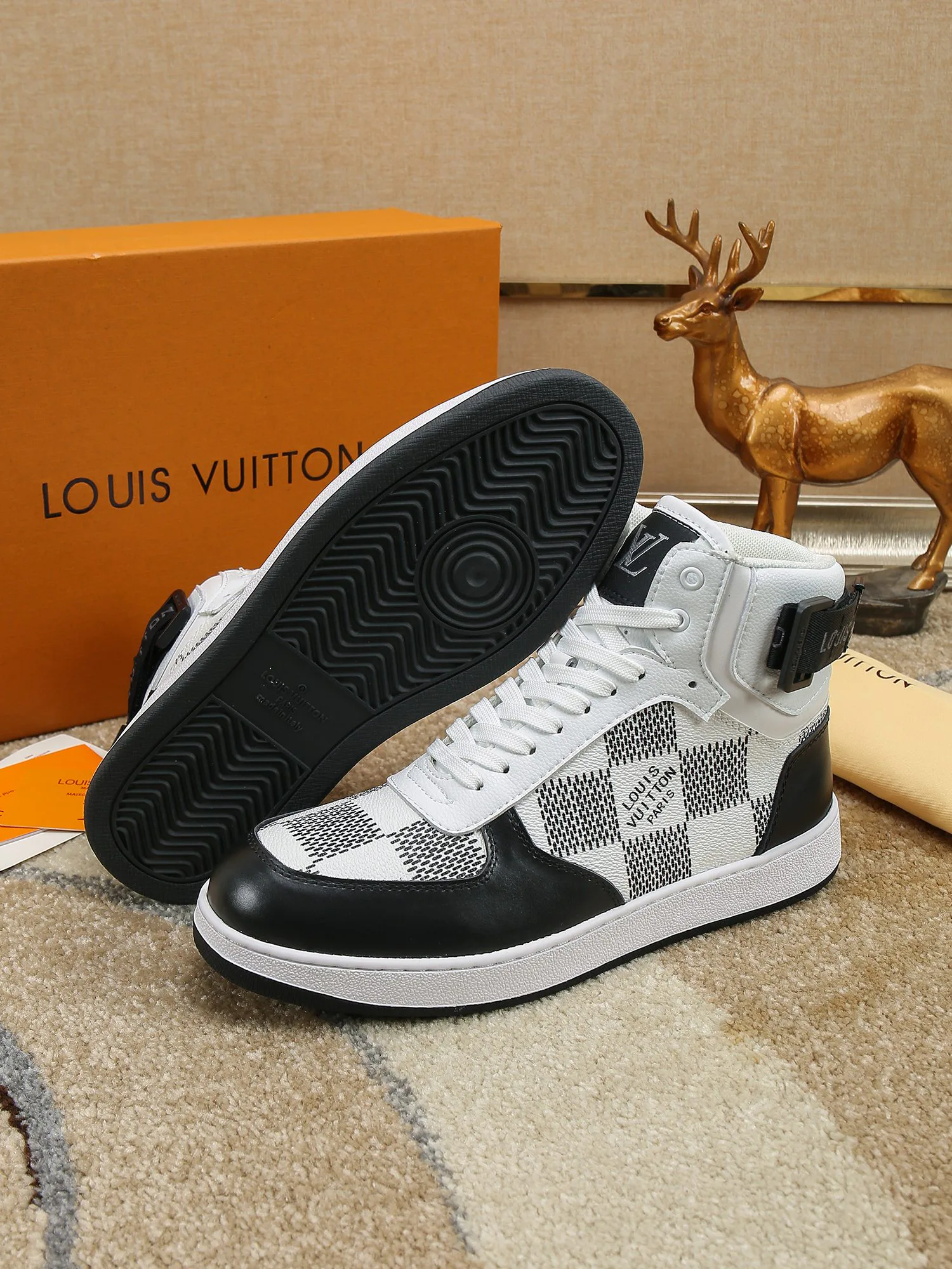 Кроссовки Мужские Louis Vuitton 438124