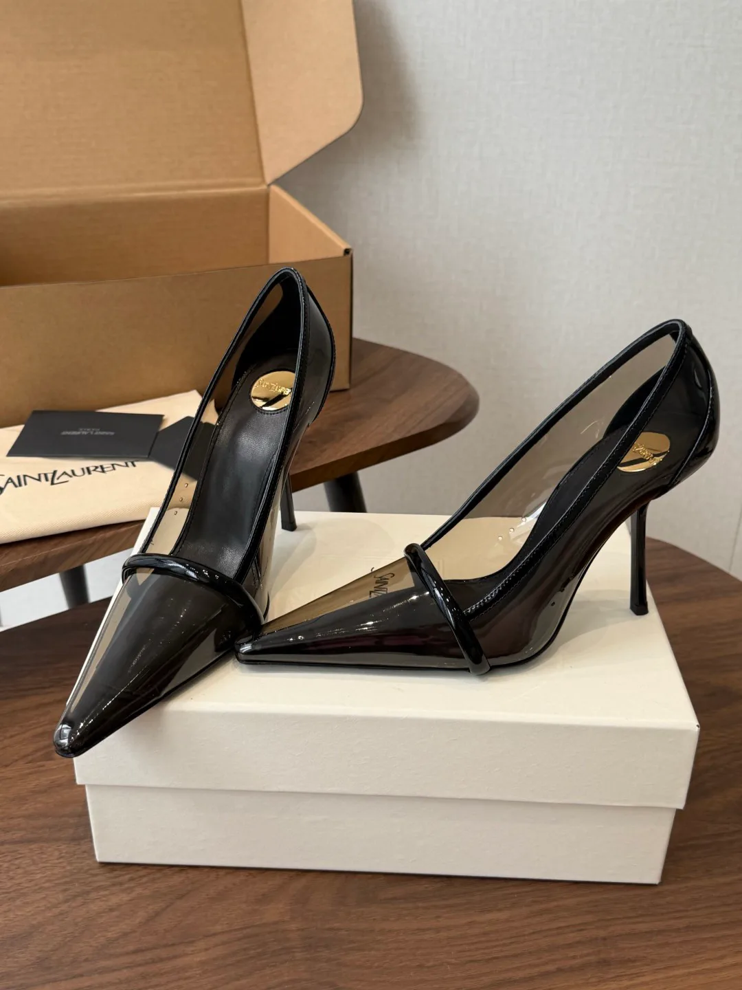 Туфли Женские Saint Laurent 17364657