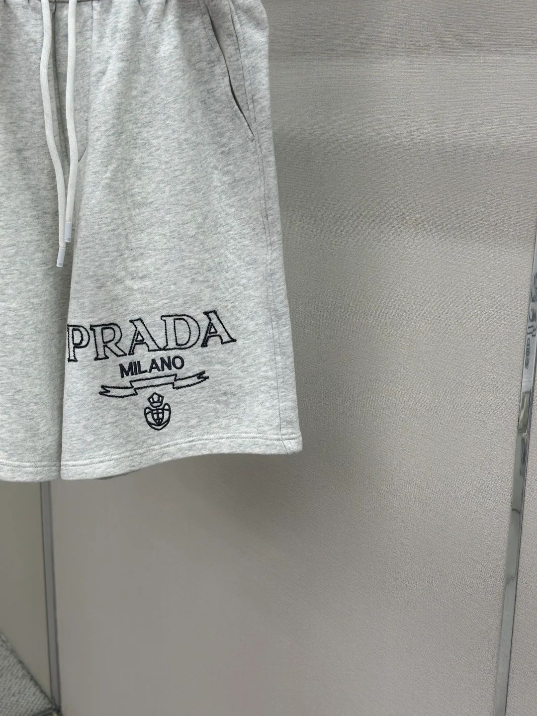 Шорты Мужские Prada 17468337