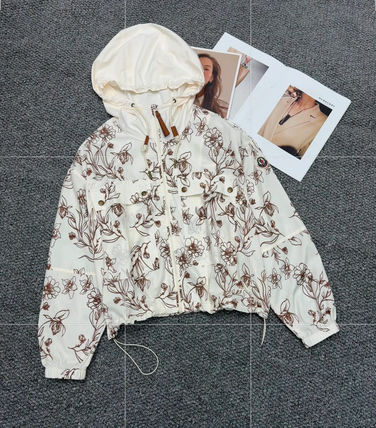 Куртки И Пуховики Женские Moncler 12632294