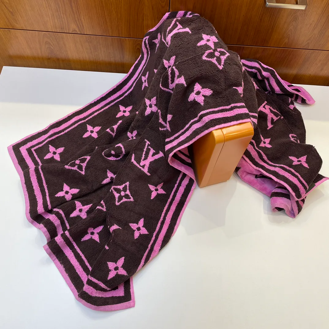 Текстиль Louis Vuitton 281270