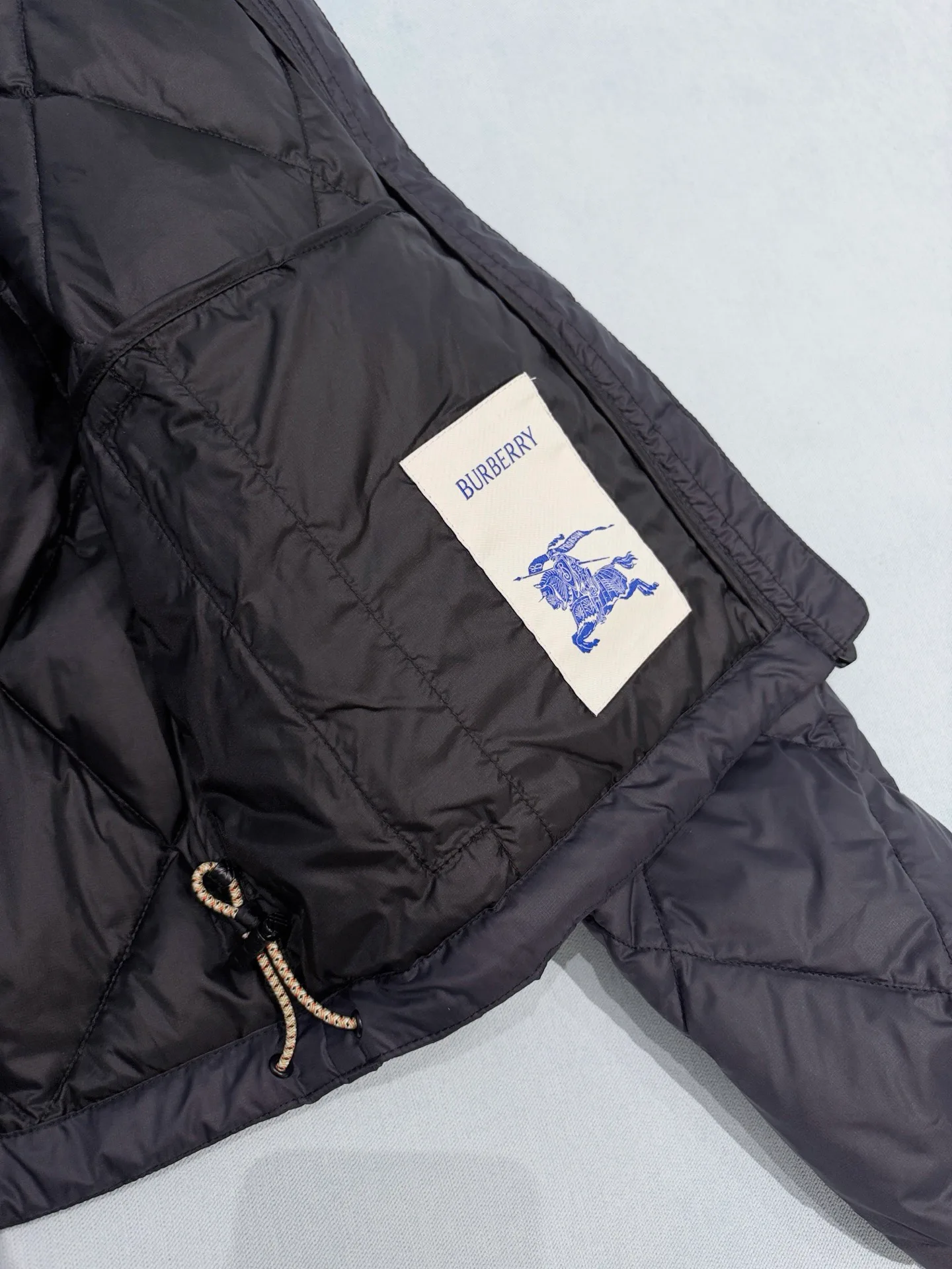 Куртки И Пуховики Женские Burberry 18911376