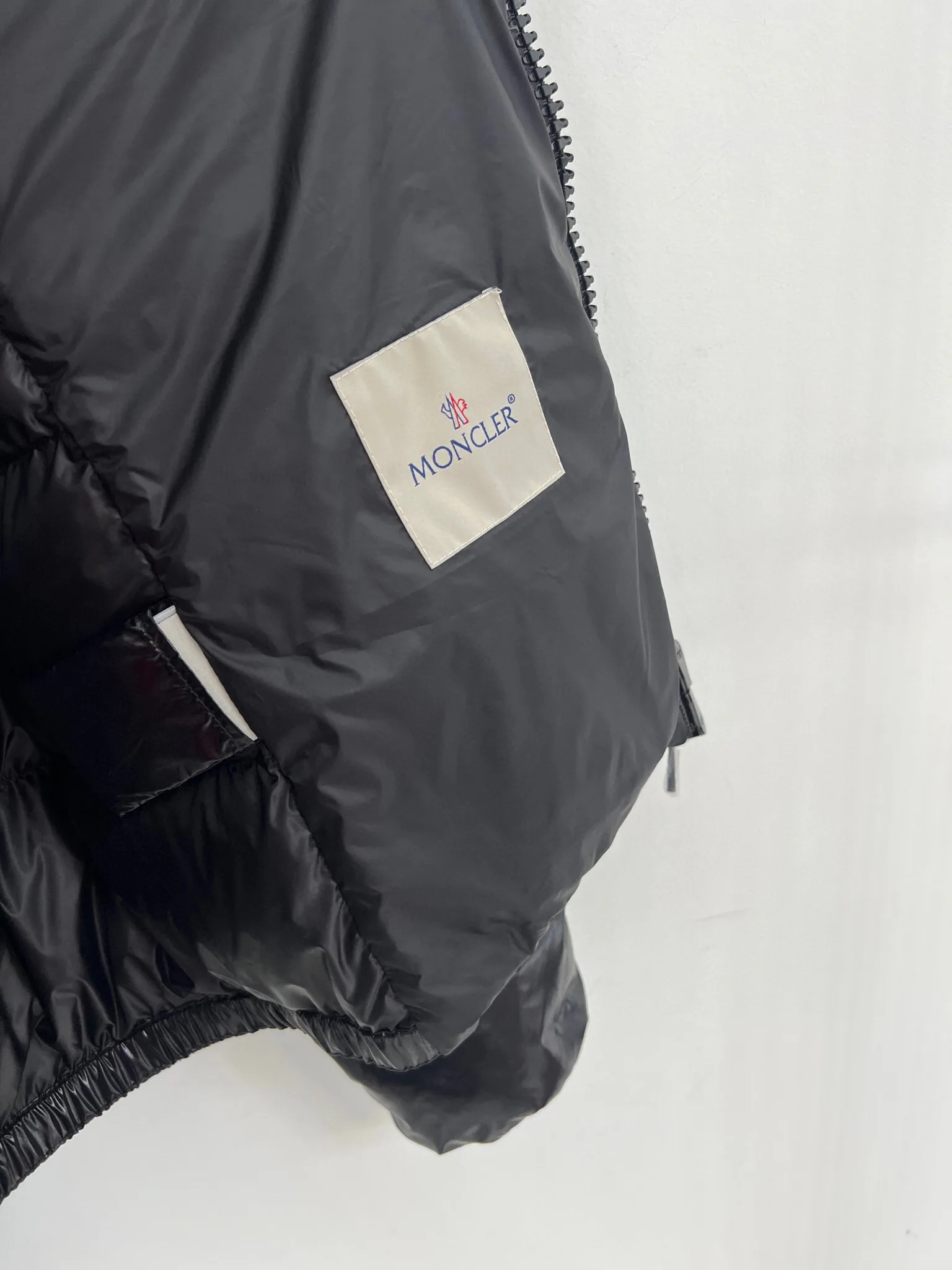 Куртки И Пуховики Женские Moncler 18416217