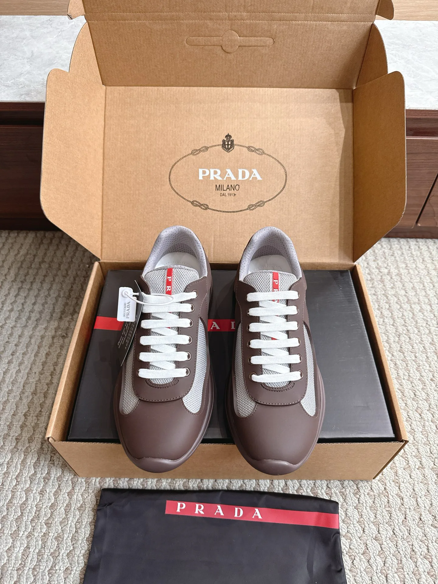 Кроссовки Женские Prada 17470439
