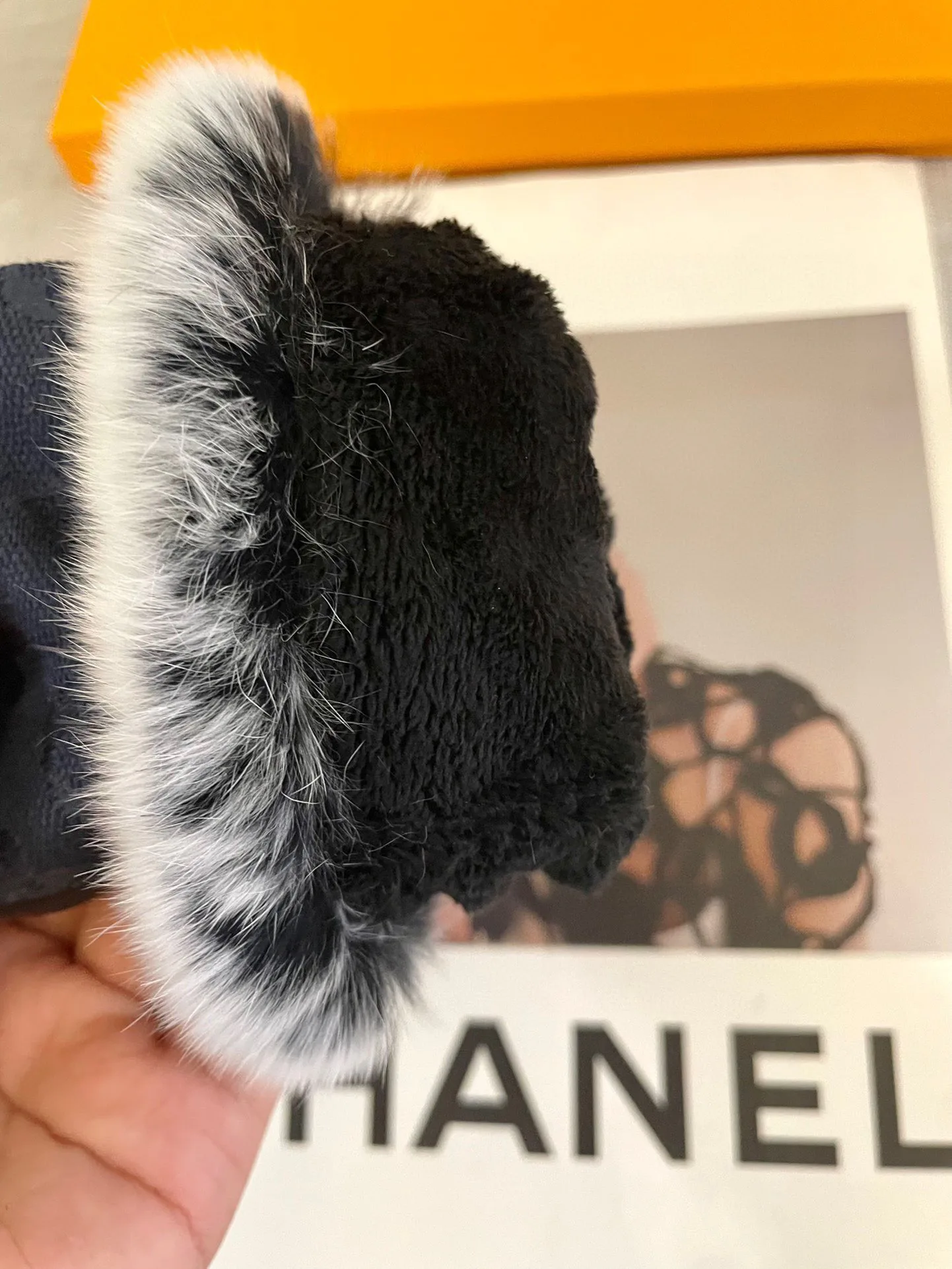 Перчатки Louis Vuitton 785713