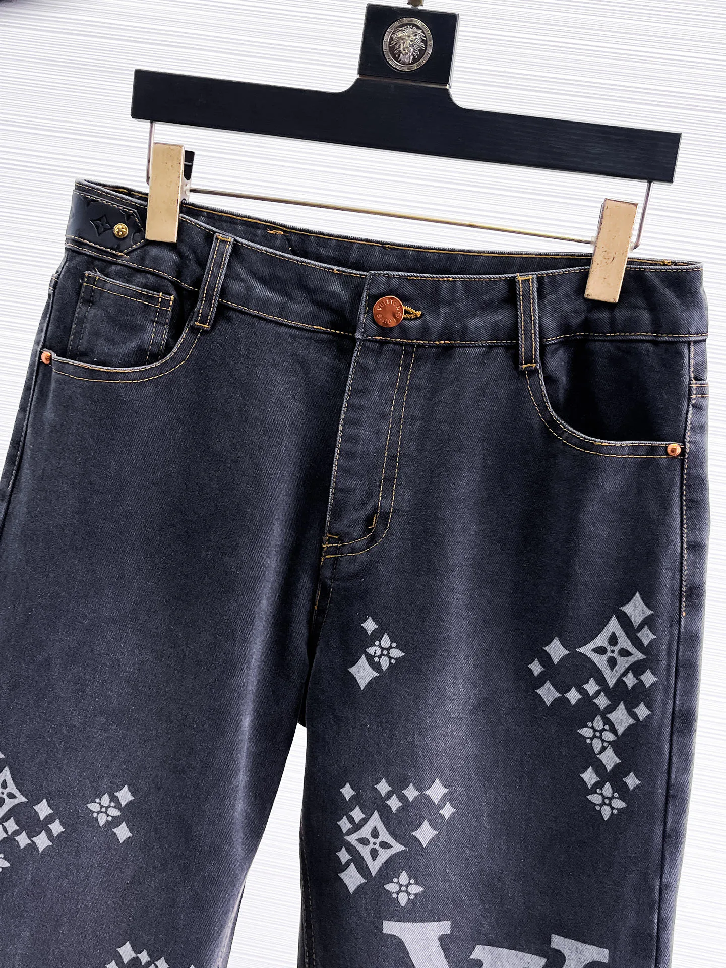 Джинсы Мужские Louis Vuitton 18596827