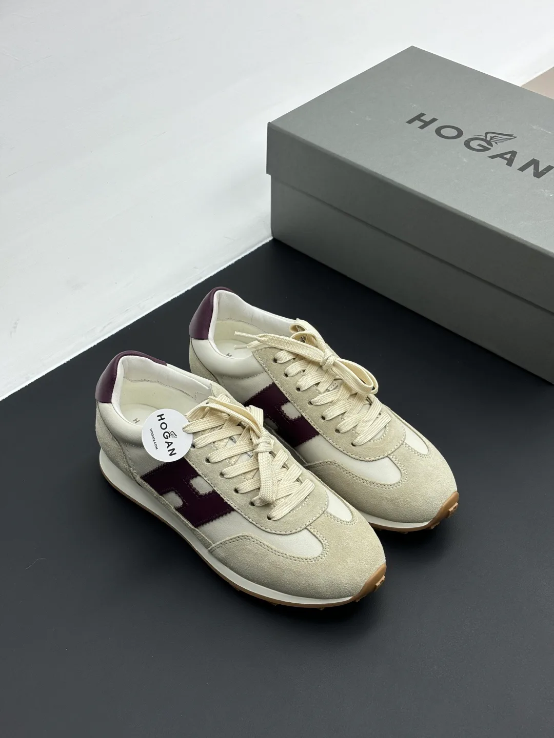 Кроссовки Женские Hogan 18732058