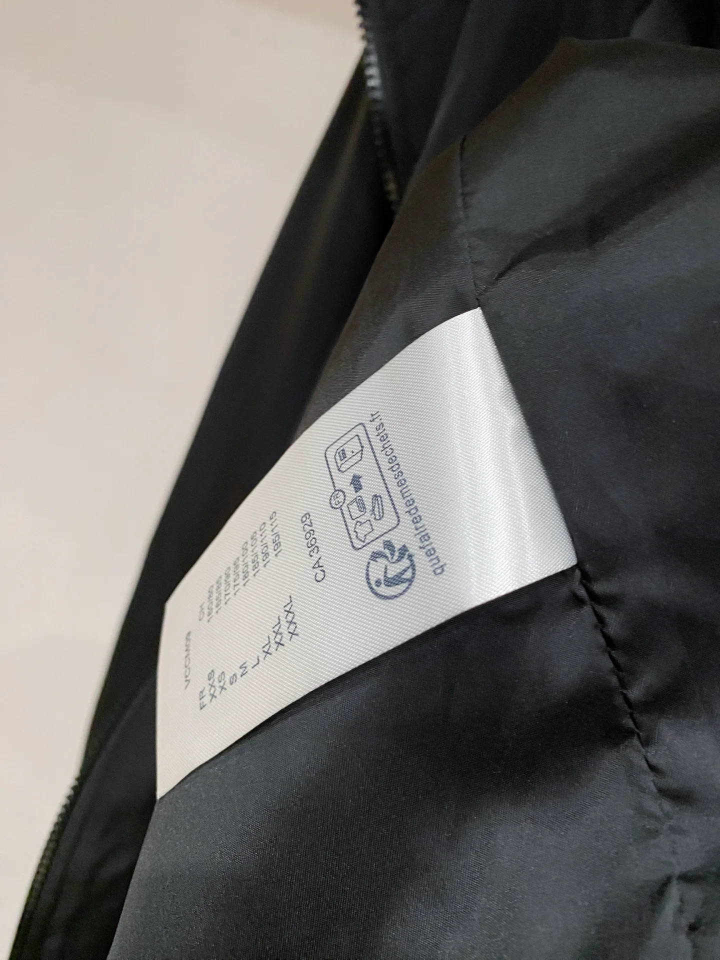 Куртки И Пуховики Мужские Louis Vuitton 11392180