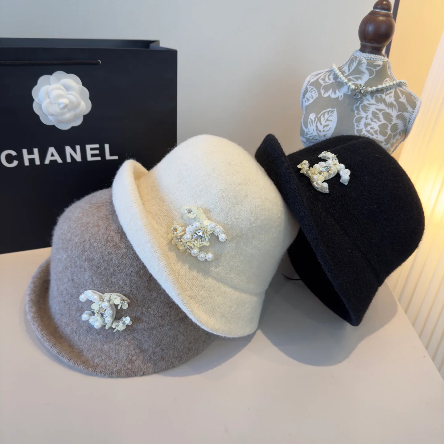 Головные Уборы Chanel 563418
