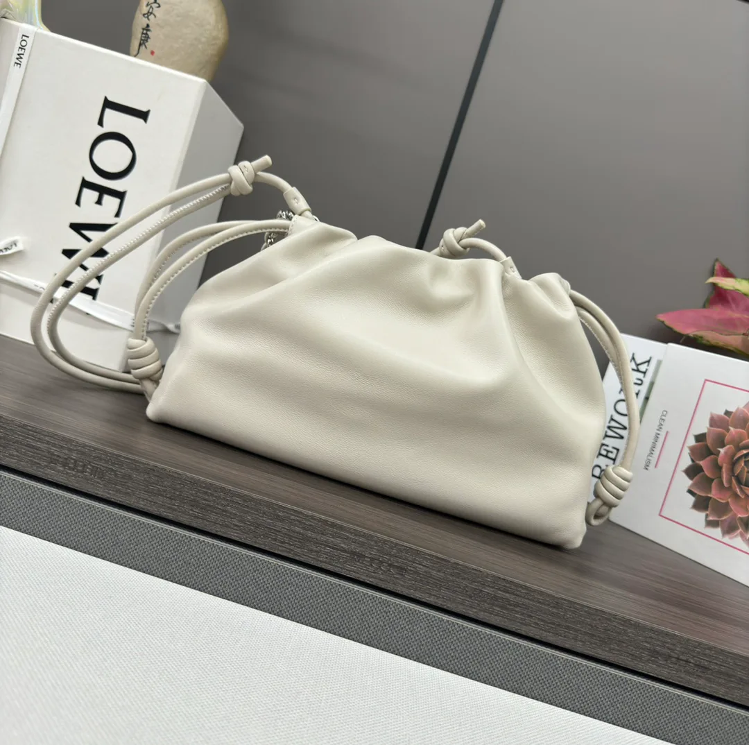 Классические Сумки Женские Loewe 11401019