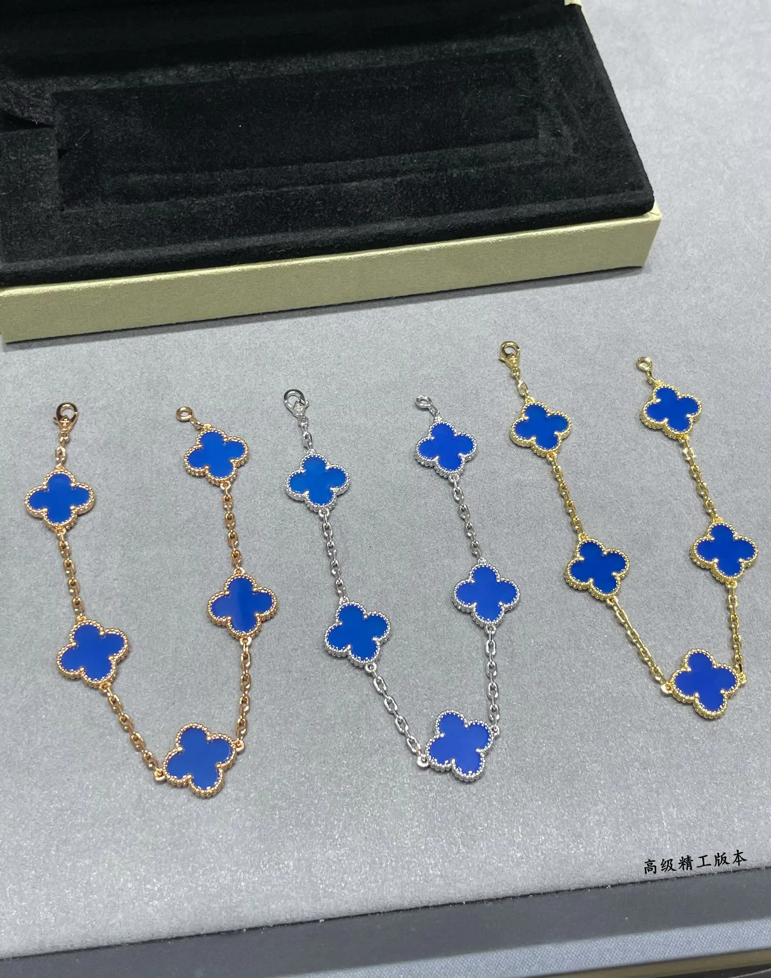 Бижутерия Van Cleef & Arpels 154788