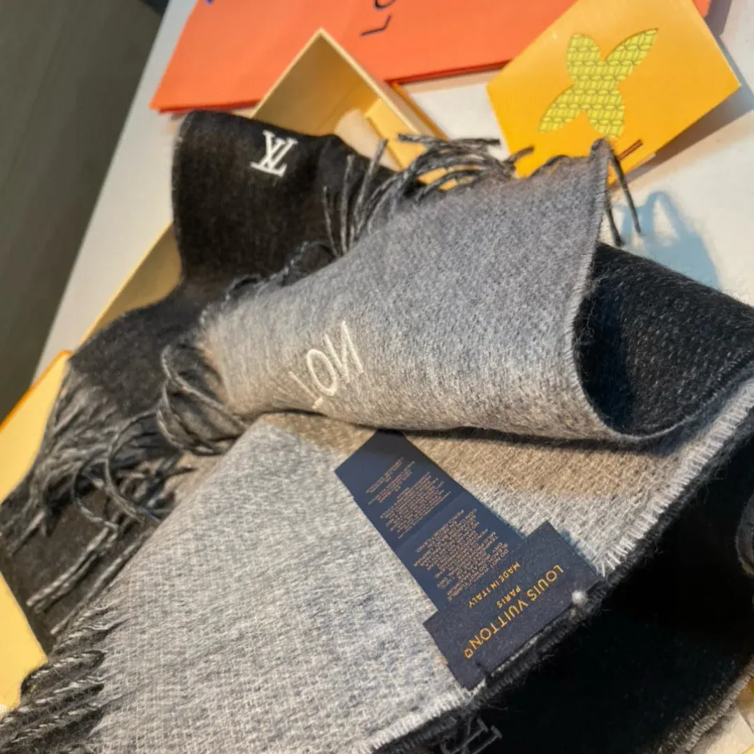 Шарфы Louis Vuitton 497626