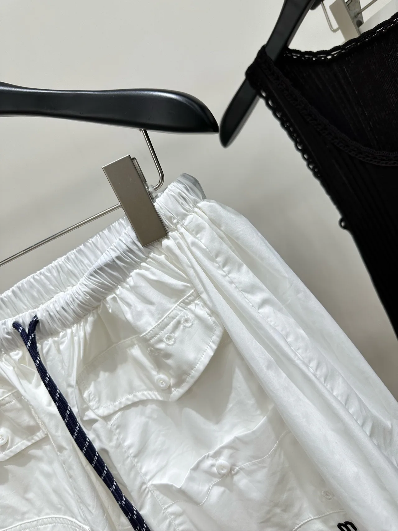 Шорты Женские Miu Miu 9822832