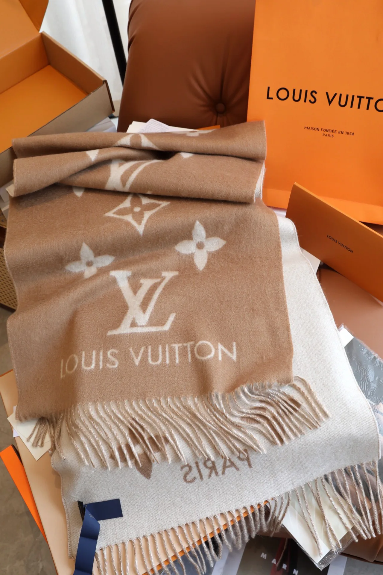 Шарфы Louis Vuitton 136859