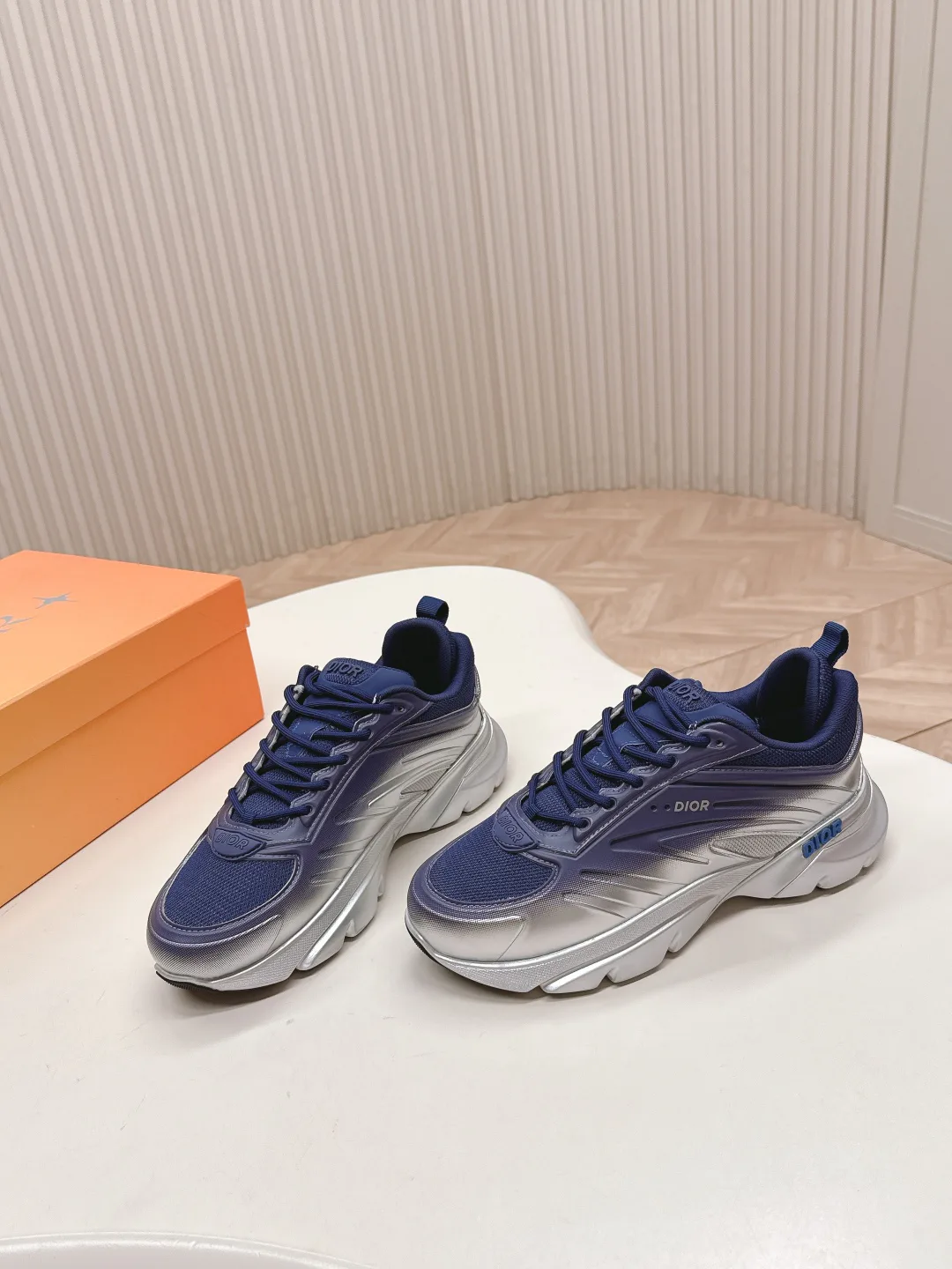 Кроссовки Женские Dior 65330