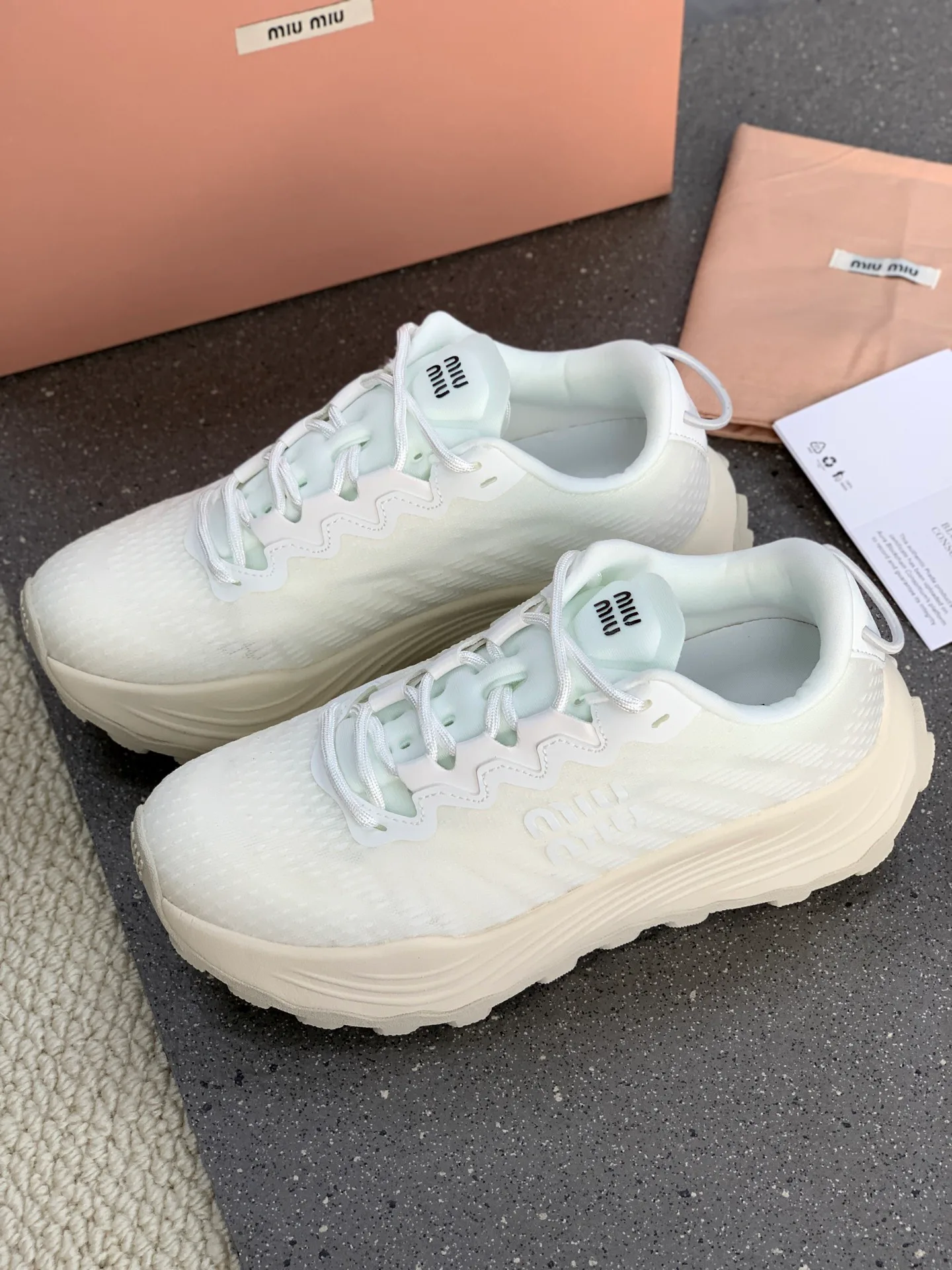 Кроссовки Женские Miu Miu