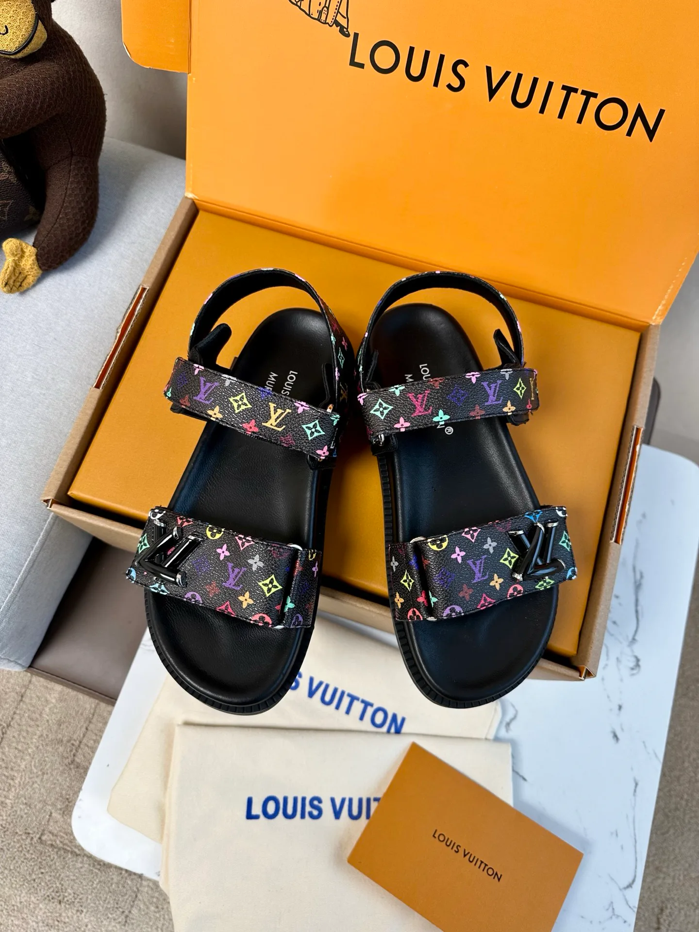 Сандалии Женские Louis Vuitton 23239