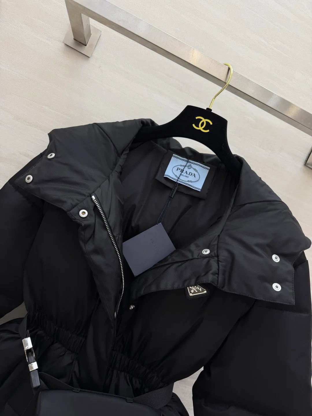 Куртки И Пуховики Женские Prada 18325291