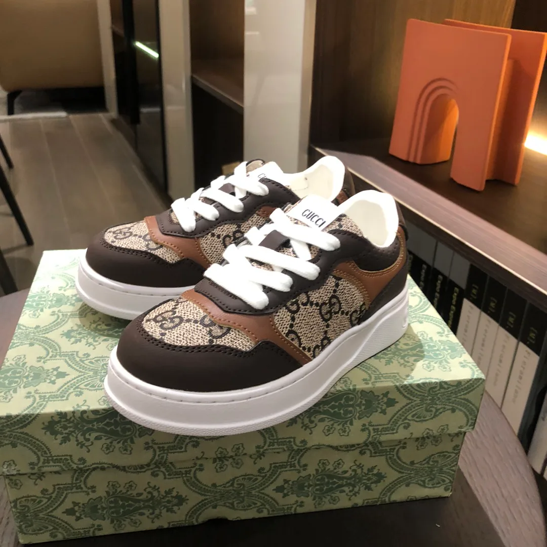 Кроссовки Женские Gucci 18445136
