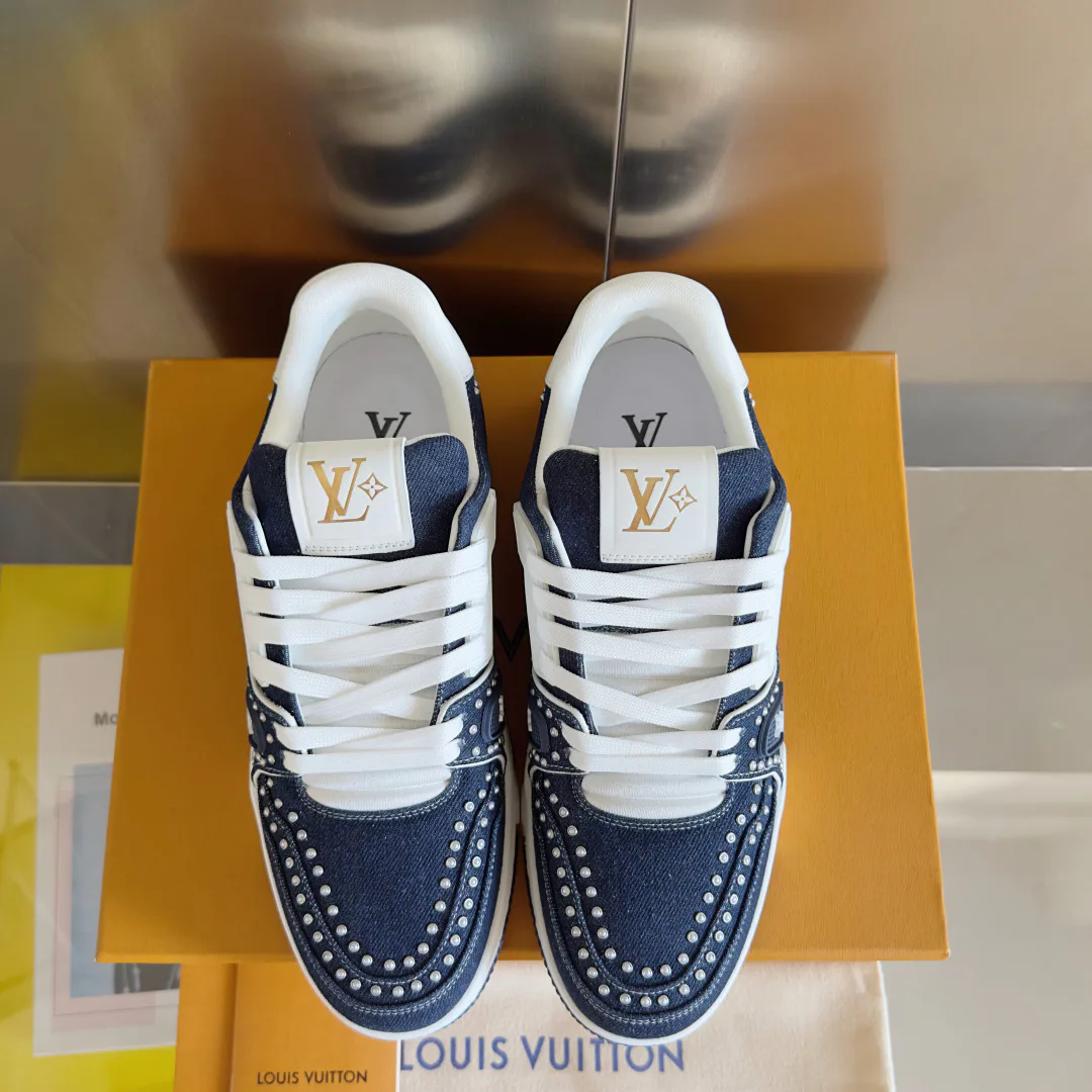 Кроссовки Женские Louis Vuitton 1546685