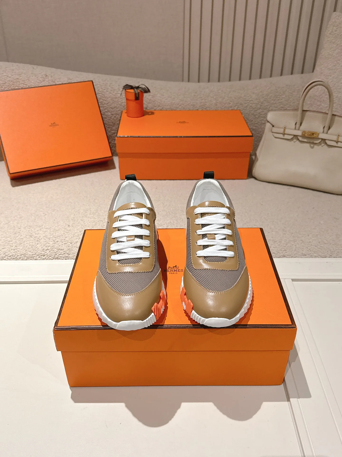 Кроссовки Женские Hermes 2380924
