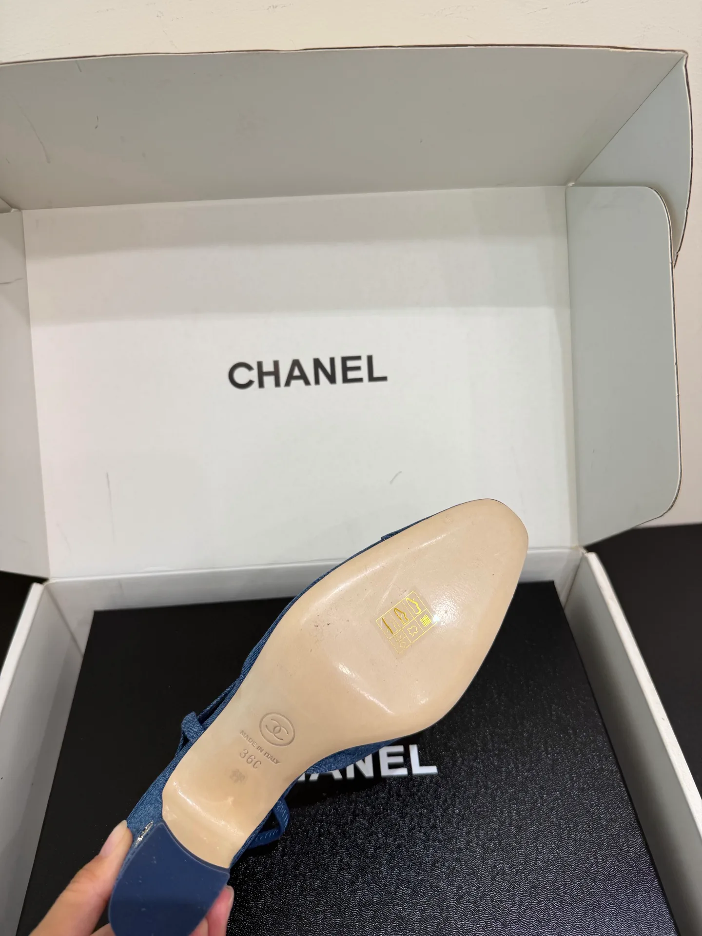 Босоножки Женские Chanel 18080057